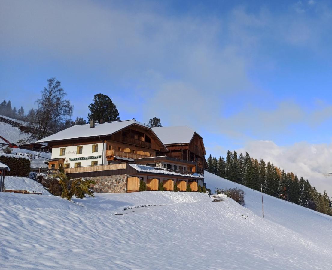 Berggasthaus Agritur Moserhof Браєс Екстер'єр фото