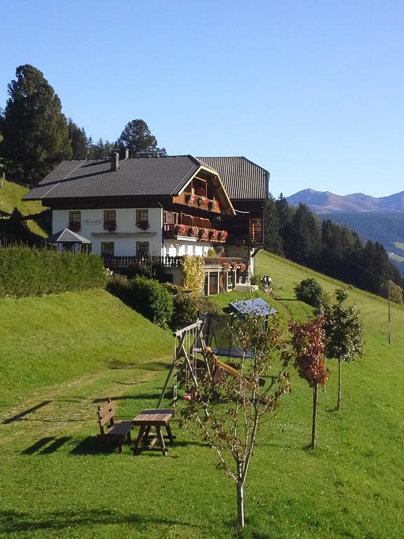 Berggasthaus Agritur Moserhof Браєс Екстер'єр фото